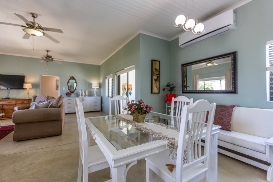 4 Bedroom Property for Sale in Riebeek Kasteel Western Cape